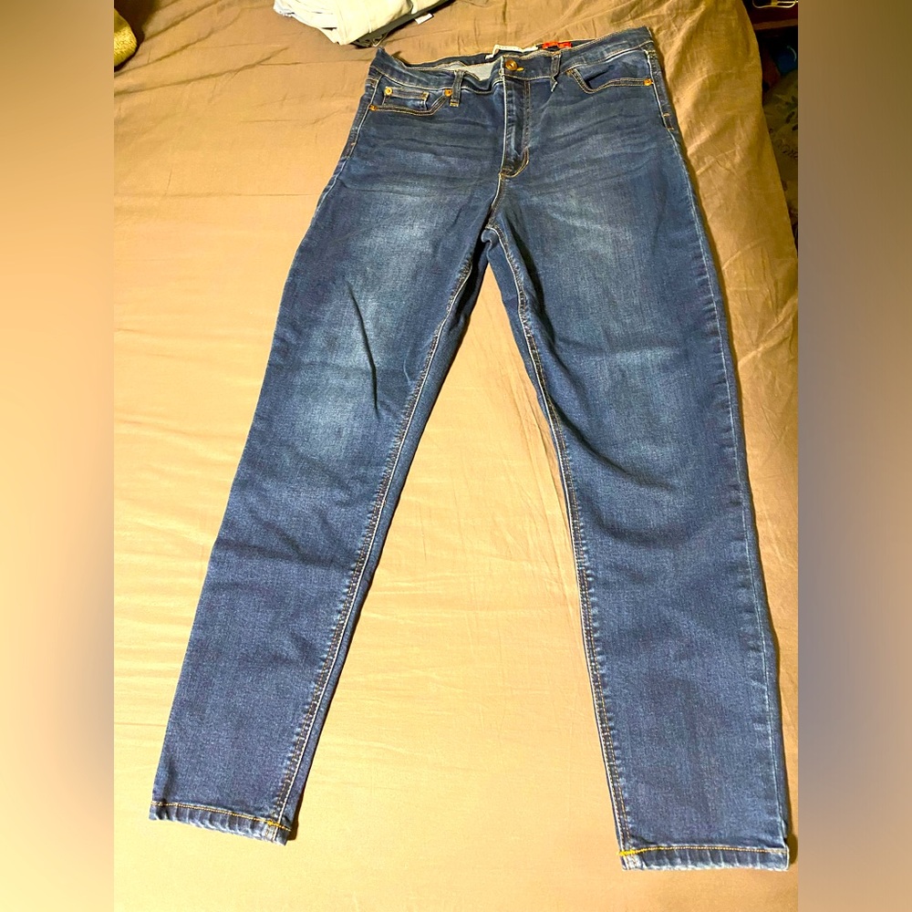 Celebrity Pink jeans size 13
